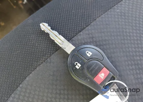 2013 Nissan Rogue S z USA, uszkodzony, nr VIN JN8AS5MT4DW512190